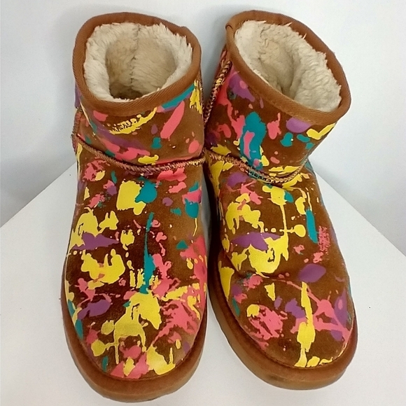 AUSLAND BOOTIES - Picture 1 of 6